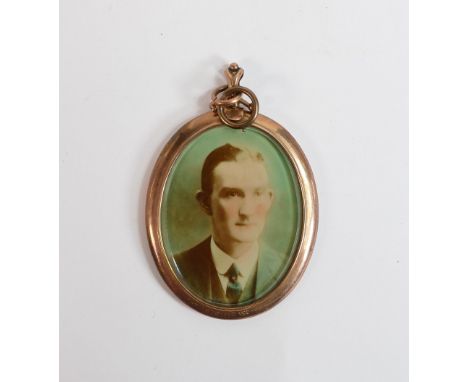 9ct rose gold large oval portrait pendant, gross weight 23.9g, h.7cm. 