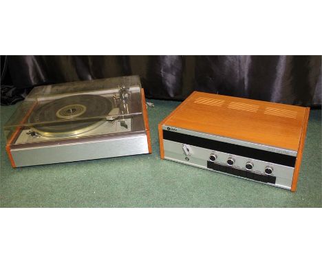 Leak 2100 amplifier, boxed and with manual together with a Leak turntable (2)