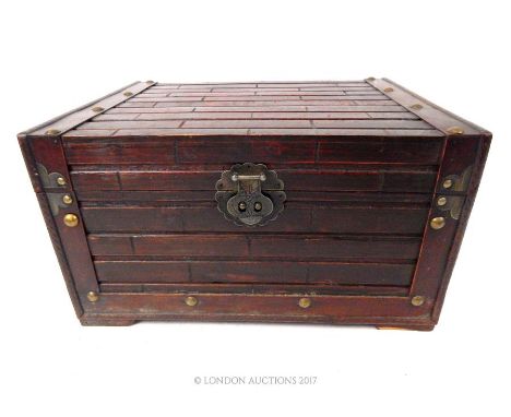 A Chinese trunk, 26cm high.
