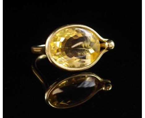 Georg Jensen citrine and 18ct yellow gold ring By Vivianna Torun Bülow-Hübe’. Savannah series. GJ and Torun mark. Approx ring