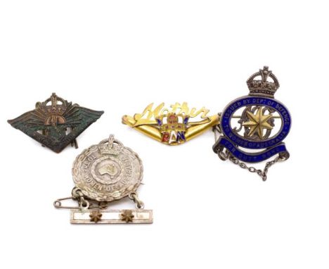Four Australian Militaria / Sweetheart badges includes a 9ct sil lined Mother Naval brooch, and a enamel Women of Australia f