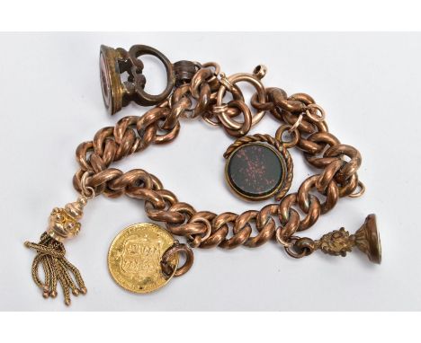 A HALF SOVEREIGN AND YELLOW METAL CHARM BRACELET WITH CHARMS, a half sovereign depicting the Royal Arms of England and Queen 