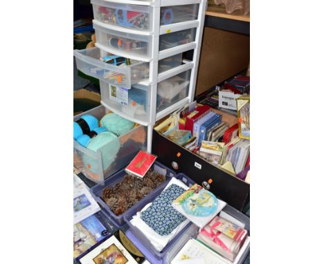 A SET OF PLASTIC DRAWERS, WITH FOUR BOXES OF NEEDLEWORK SUPPLIES, GREETINGS CARDS AND SUNDRY ITEMS, to include a plastic six 