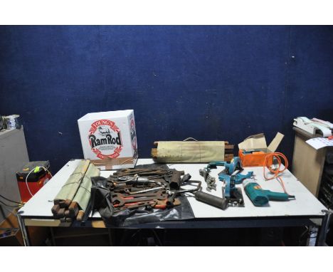 A BOX CONTAINING VINTAGE POWER AND HANDTOOLS including a Black and Decker drill (PAT fail due to uninsulated plug but working