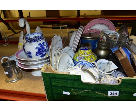 A BOX AND LOOSE CERAMICS, GLASSWARES AND SUNDRY ITEMS, to include a seventeen piece unmarked part tea set painted with blue f