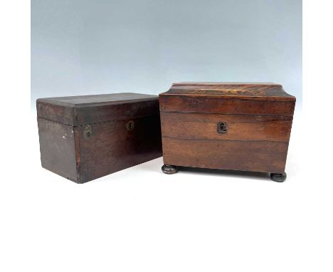 A William IV rosewood rectangular tea caddy, with moulded top and fitted a single lidded compartment and glass bowl on disc f