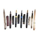 Lot: alte Schreibstifte, 1 Kuli, 4-farb, Walzgold; 1 Kuli, BOSCOLOR, 4-farb; 5 Stck. ...