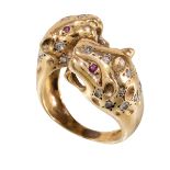 Ring, GG 333/000 (geprüft), 24 weiße Steine (facettiert), in den Augen kl. Rubine, sich ...