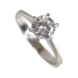 Ring, SOLITÄR, WG 585/000, 1 Brillant ca. 0,80 ct, hoch aufgebaute Fassung, RW ca. 54, total ...