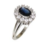 Entourage-Ring KLASSIKER, WG 585/000, zentraler Saphir ca. 1,7 ct (fac. ca. 8,0 x 6,2 mm), 12 ...