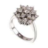 Ring KLASSIKER, WG 585/000, 19 Brillanten ca. 1,0 ct w-vsi, RW ca. 53, total 6,1 g