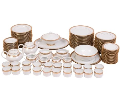 A Haviland Place Vendome dinner service, twenty place setting, comprising of tea cups and saucers, teapots, small plates, med