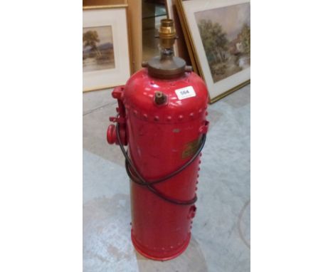 A novelty fire extinguisher lamp