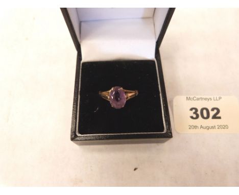 An Edwardian 9ct amethyst ring. Size O. 2.7g gross