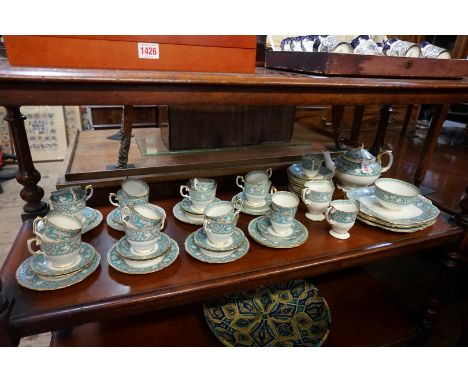 A Crown Staffordshire 'Ellesmere' pattern part tea service.&nbsp; 