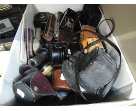 A box of vintage cameras and lenses including Prontor S, Mamiya MSX500 and various lenses etc
