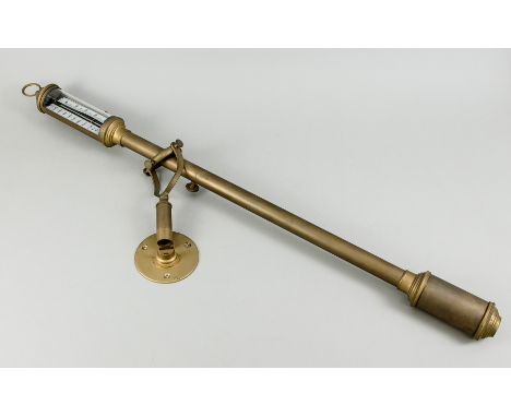   Barometer mit kardanischer Aufhängung (wohl für ein Schiff). Messing, England (Liverpool),   1. H. 20. Jh., leicht ber., H.