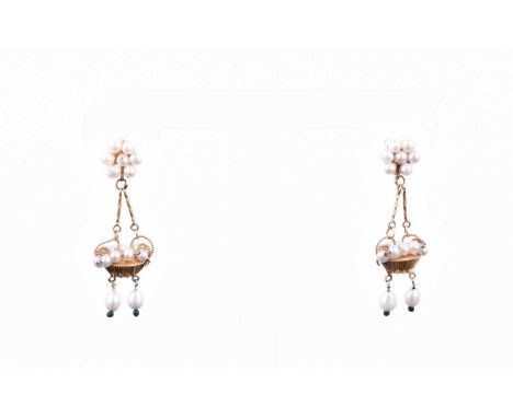 A pair of yellow metal and pearl earrings, formed as hanging baskets, set with cultured pearls, unmarked, 4.3 cm long, 6.5 gr