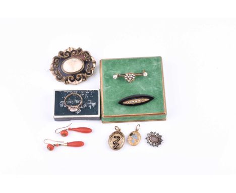 A group of Victorian jewellery, to include a 9ct yellow gold and enamel Momento Mori ring, hallmarked Birmingham 1867, size N