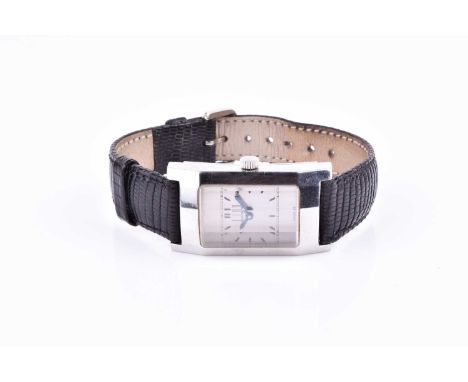 A Dunhill Facet stainless steel mechanical wristwatch, the silvered dil with arrow shaped indicesm with faceted glass and cas