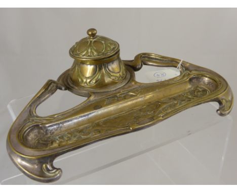 An Art Nouveau Brass Ink Stand, approx 26 x 18 cms