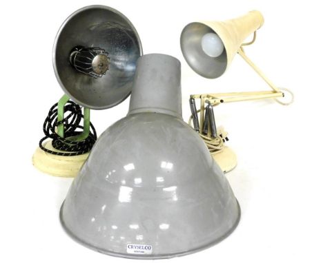 An industrial grey enamel shade, a cream Anglepoise lamp, and a heat lamp. (3) 