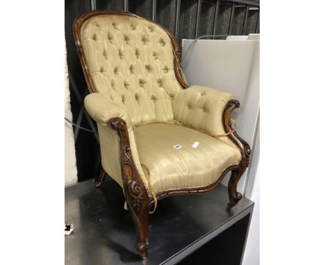 VICTORIAN BUTTON BACK CHAIR