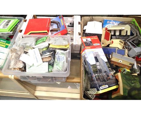 Quantity of model railway related items including built up buildings, kits, plasticard, fencing, trees, curk, figures, animal