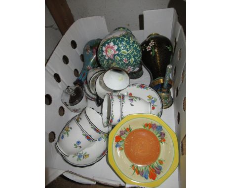 Clarice Cliff Crocus pattern dish, six New Chelsea floral decorated cups and saucers, Worcester egg cobbler and a small quant