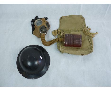 British WW2 Helmet 1939, British Army 1940 Gas Mask in Canvas Bag 