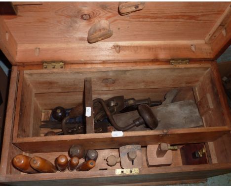 Wooden toolbox with hinged top, fitted interior and a large selection of tools