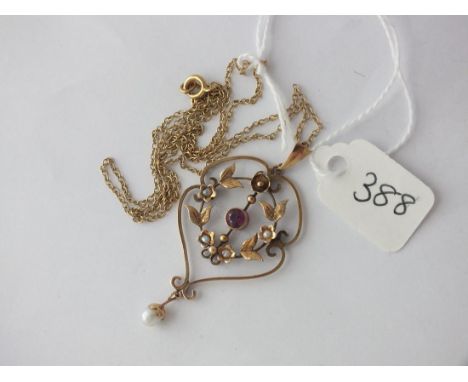 9ct amethyst and pearl pendant necklace    
