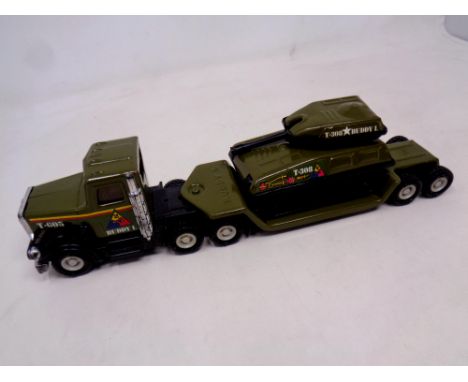 Buddy L Army T-605 truck flat bed trailer and T308 tank, the truck and trailer measures 11.5 inches in length and the tank 4 