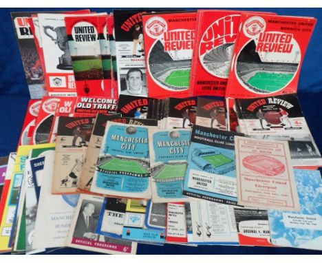 Football programmes, Manchester United, approx. 200 programmes, home &amp; away selection, 1946/7 onwards including League, F