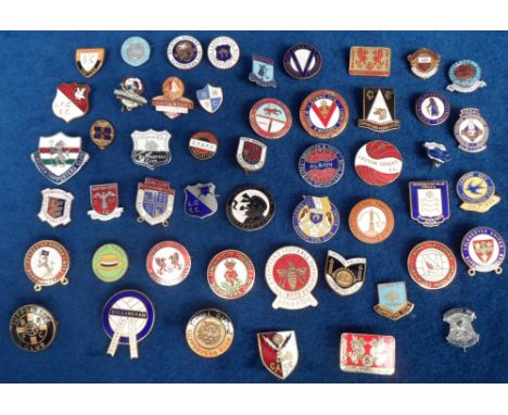 Football badges, a collection of approx. 50 English enamelled badges, wide range of Clubs, mostly 1950's onwards including Hu