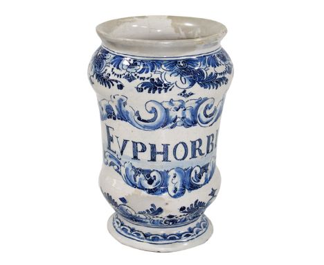 Albarello Genua: 18.Jh. Blauer, umlaufender Blumen- u. Blattdekor. Kartusche mit Schriftfeld "EUPHORBIUM" H: 19,5 cm.   D