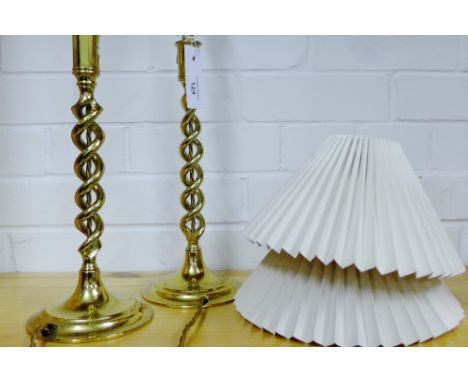 A pair of faux brass spiral stemmed table lamp bases complete with pleated shades, 30cm high excluding light fittings, (2) 