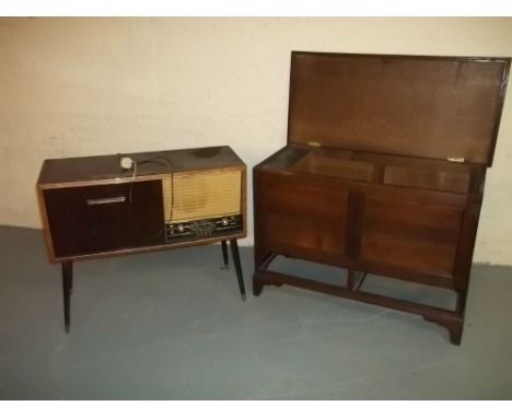 AN OAK BLANKET CHEST AND A VINTAGE PHILLIPS RADIOGRAM