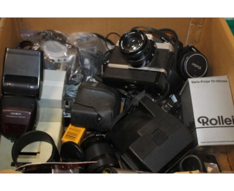 A TRAY OF CAMERAS AND ACCESSORIES TO INCLUDE MINOLTA XG2, VARIOUS LENSES ETC. (NOT INCLUDING TRAY)