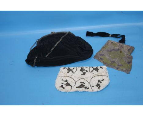 THREE VINTAGE EVENING BAGS, to include a white metal mesh type, and a beaded example  (3)
