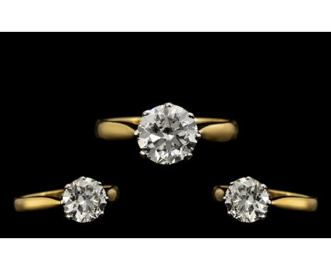 Ladies Attractive 18ct Gold - Single Stone Diamond Ring, The Round Modern Brilliant Cut Diamond of Good Sparkle. Colour L - M