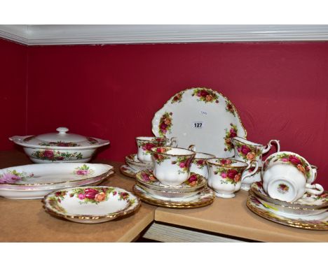 ROYAL ALBERT OLD COUNTRY ROSES TESET AND TRINKET, comprising cake/sandwich plate, milk jug, sugar bowl, pin dish, six tea cup