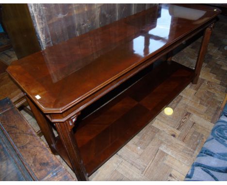 Modern console table Condition reports are not available for our Interiors Sales.