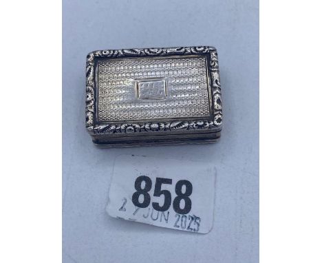 A Georgian vinaigrette with engine turned exterior cast rim loose grill 1.5 inches wide Birmingham 1826 by ES