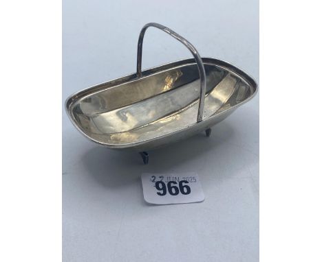 A trug on 4 hoofed feet with handle 4.5 inches long Sheffield 1909 41g