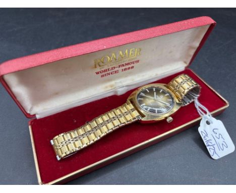 A gents ROAMER wrist watch with seconds sweep and date aperture boxed