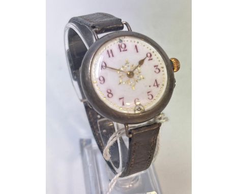 A gents silver wrist watch presented in 1918