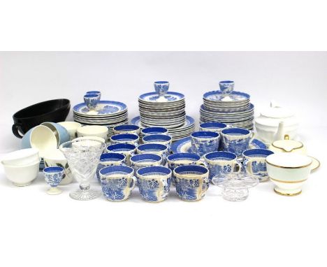 A collection of mixed ceramics to include; Mixed Copeland Spode cups, saucers, plates etc all in blue and white transfer prin