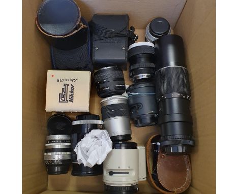 A Steinheil camera lens and various other camera lenses (box)Provenance: Part of a vast single owner collection of cameras, l