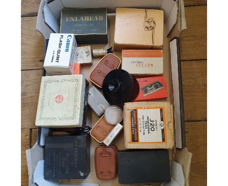 A Bolex Paillard film cutter and various assorted photography items (box)Provenance:  Part of a vast single owner collection 